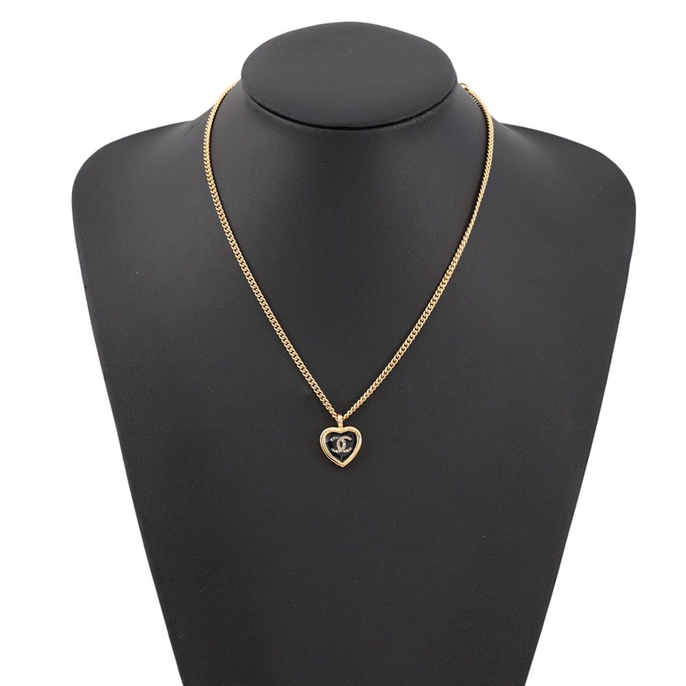 Chanel Necklace CC Logo — view 4
