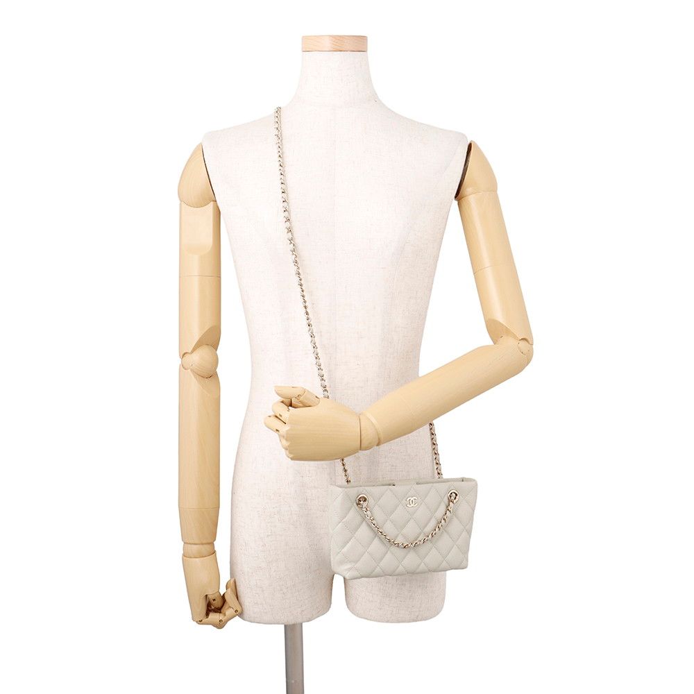 Chanel Chain Shoulder Bag Quilted CC Logo Timeless Classic Line Clutch Caviar — view 5