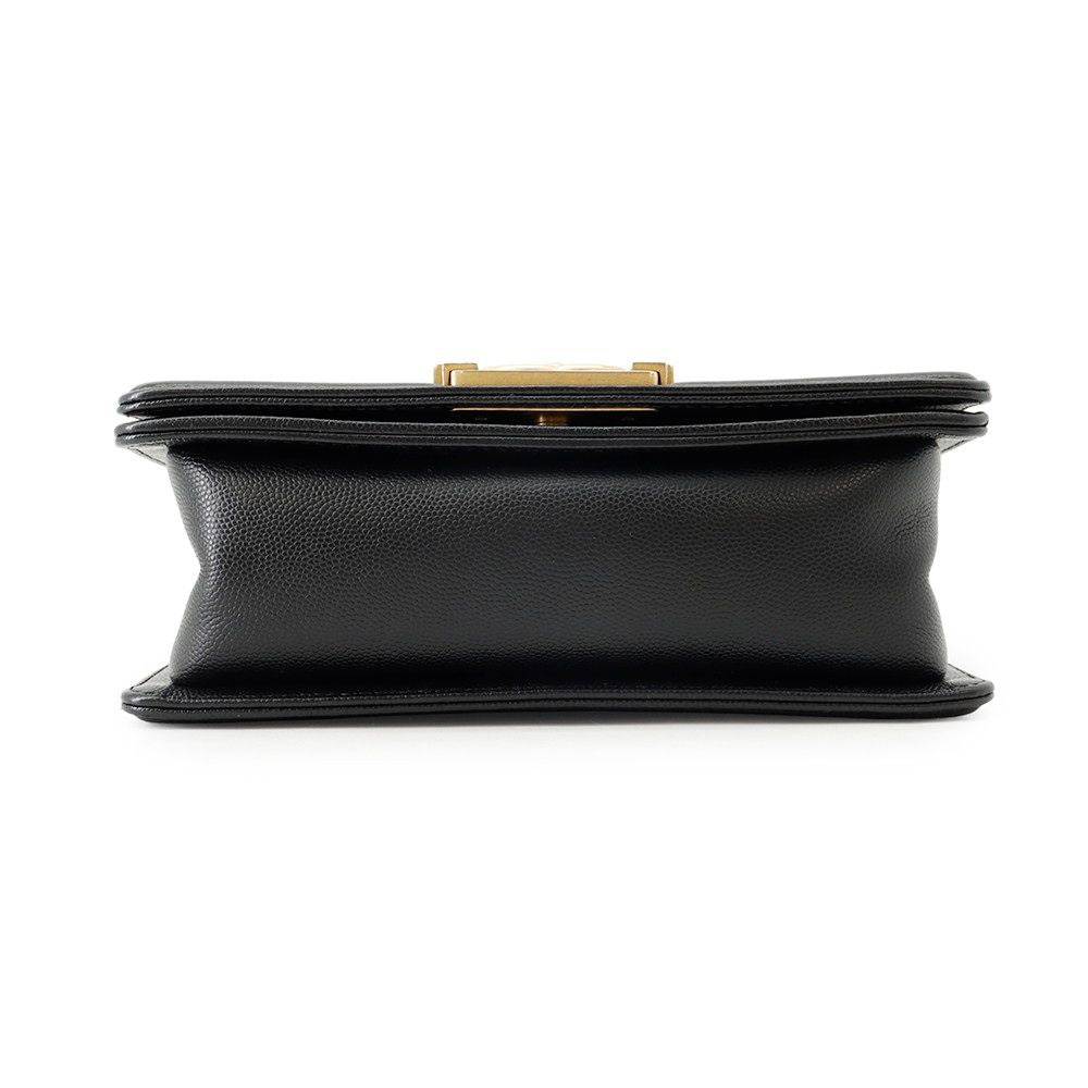 Chanel Chain Shoulder Bag Boy Small Quilted CC Logo Boy Black — view 3