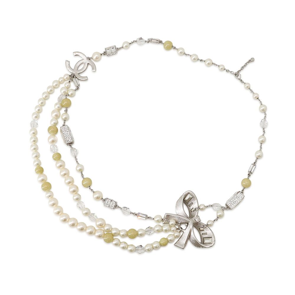 Chanel Necklace CC Logo Ribbon Motif Rhinestone Faux Pearl 08 — view 3