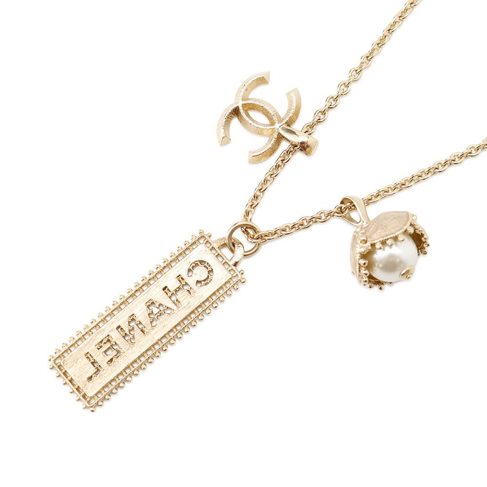 Chanel Necklace CC Logo Rhinestone Faux Pearl — view 3