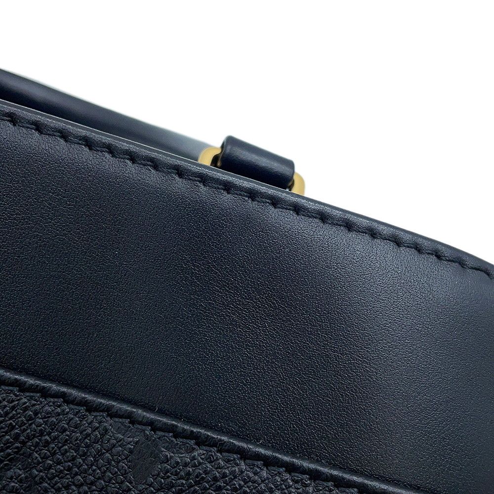 Louis Vuitton Monogram Empreinte Avenue PM 2-Way Shoulder Bag Black — view 8
