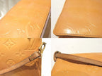 Louis Vuitton Lexington Pouch Vernis Yellow — view 4