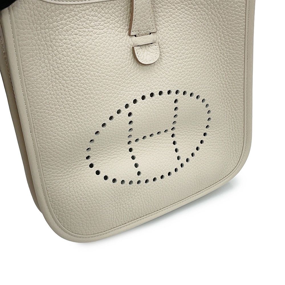 Hermes Shoulder Bag Evelyne 3 23 Cles Gold Taurillon Clemence — view 6