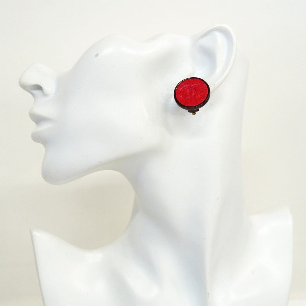 Chanel Earrings CC Logo Round — view 5