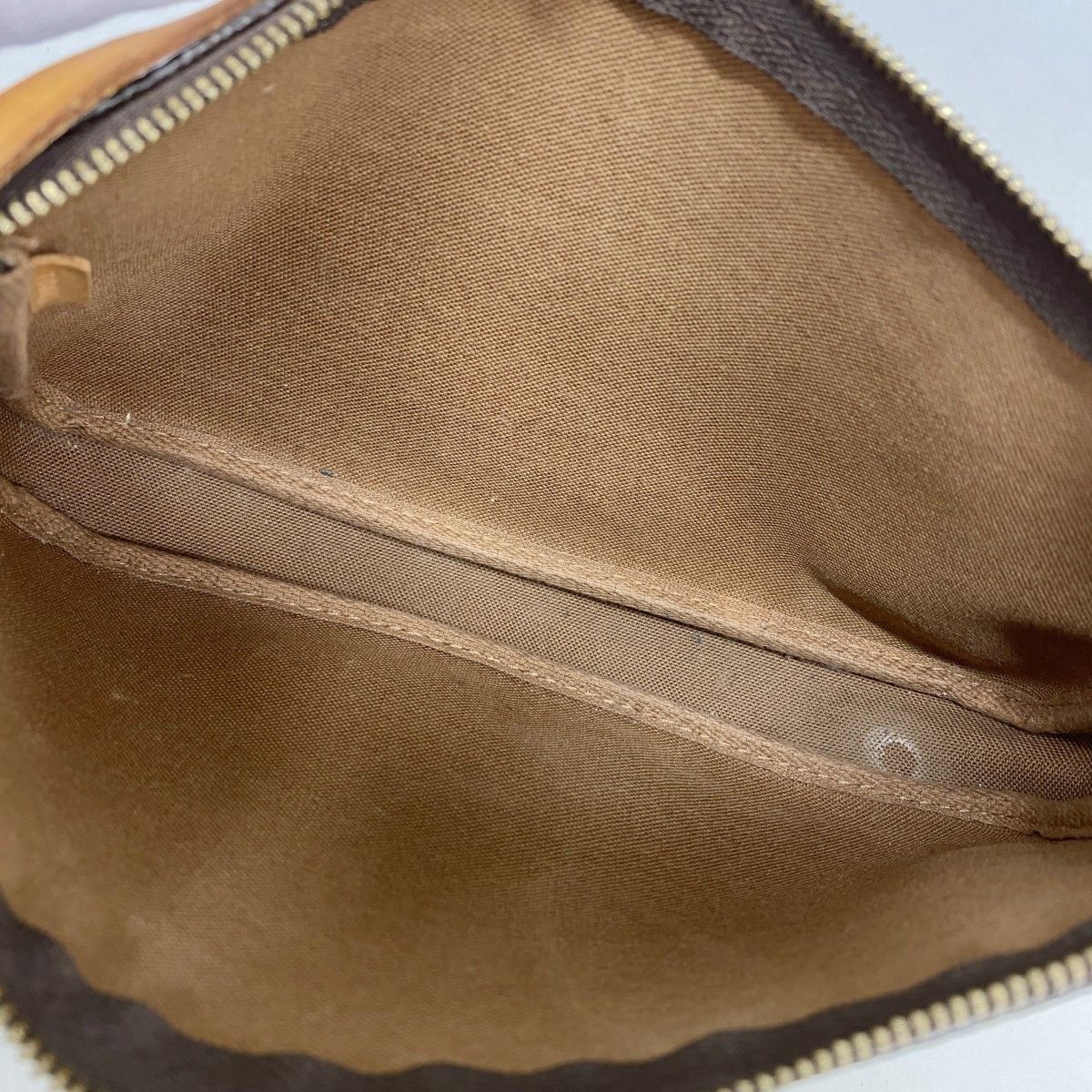 Louis Vuitton Pouch Monogram Pochette Soirle Brown — view 4