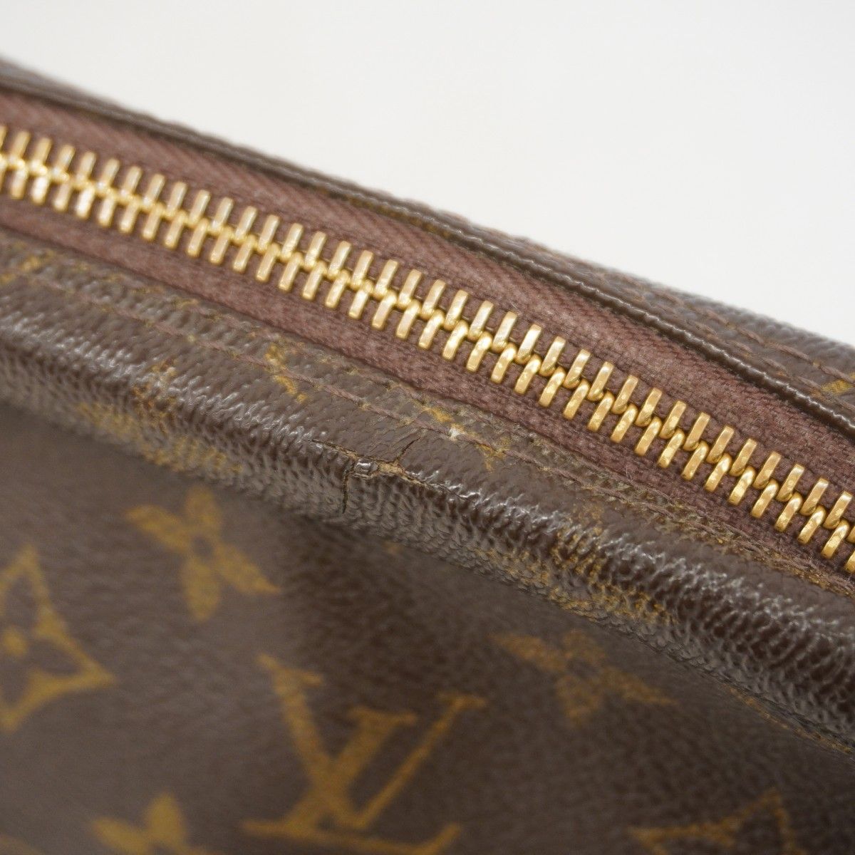 Louis Vuitton Pouch Monogram Trousse Toilette 23 Brown — view 8