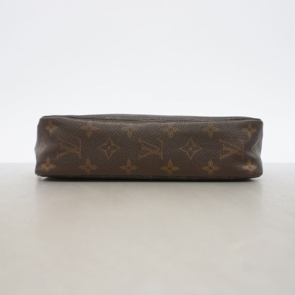 Louis Vuitton Pouch Monogram Trousse Toilette 23 Brown — view 3