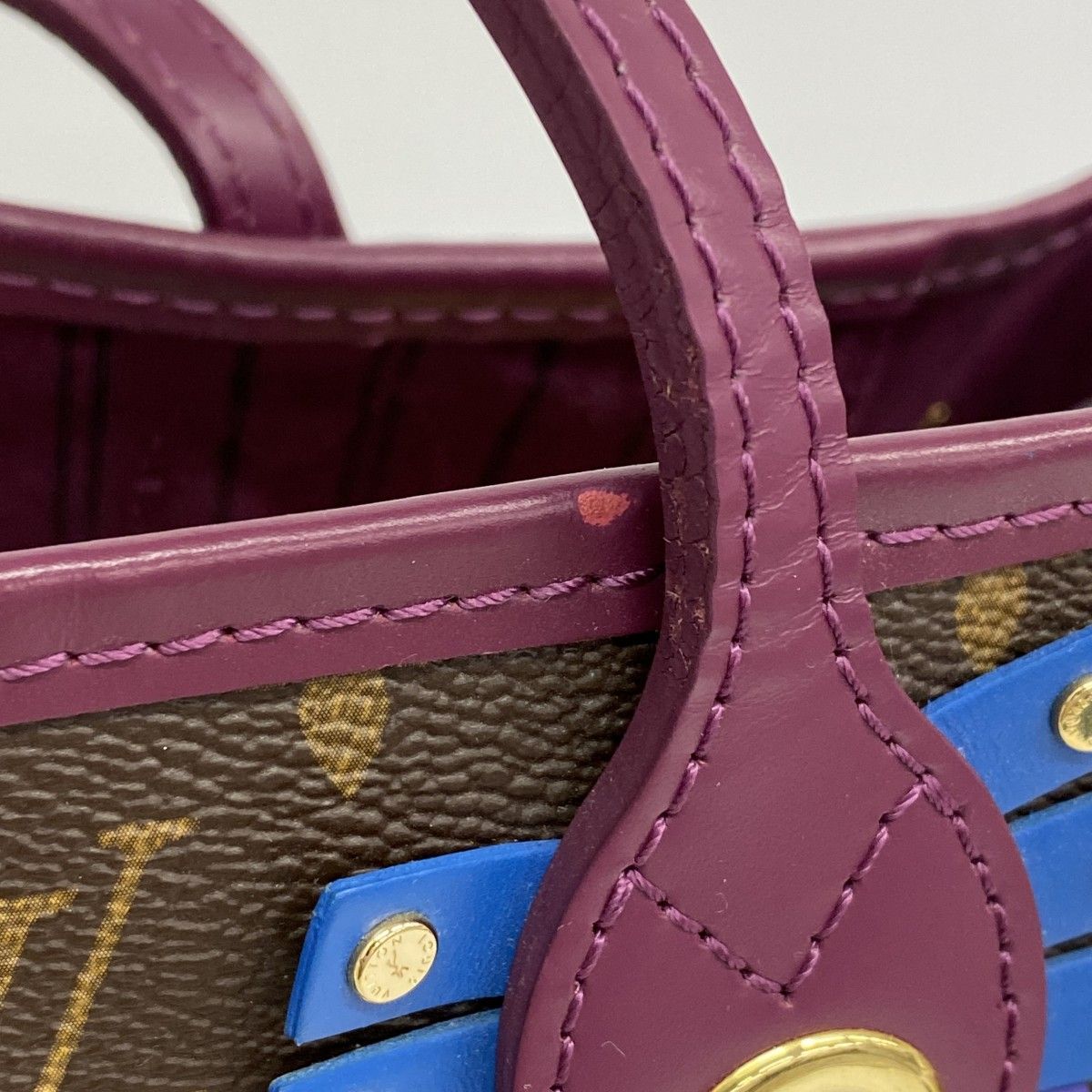 Louis Vuitton Tote Monogram Totem Neverfull MM Magenta — view 6