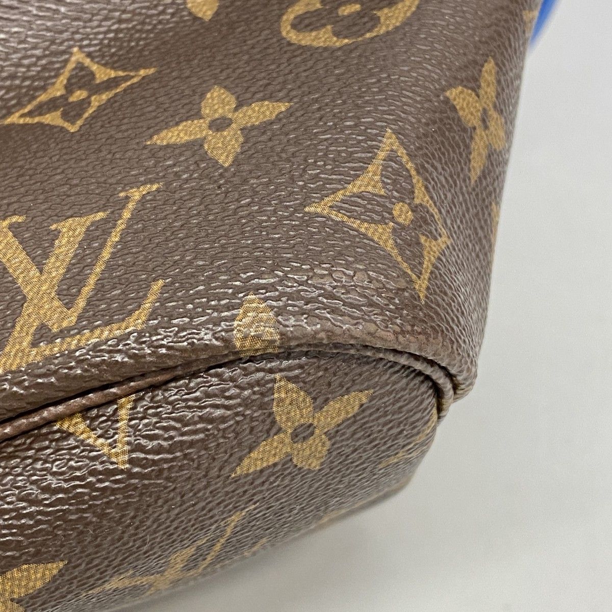 Louis Vuitton Tote Monogram Totem Neverfull MM Magenta — view 8