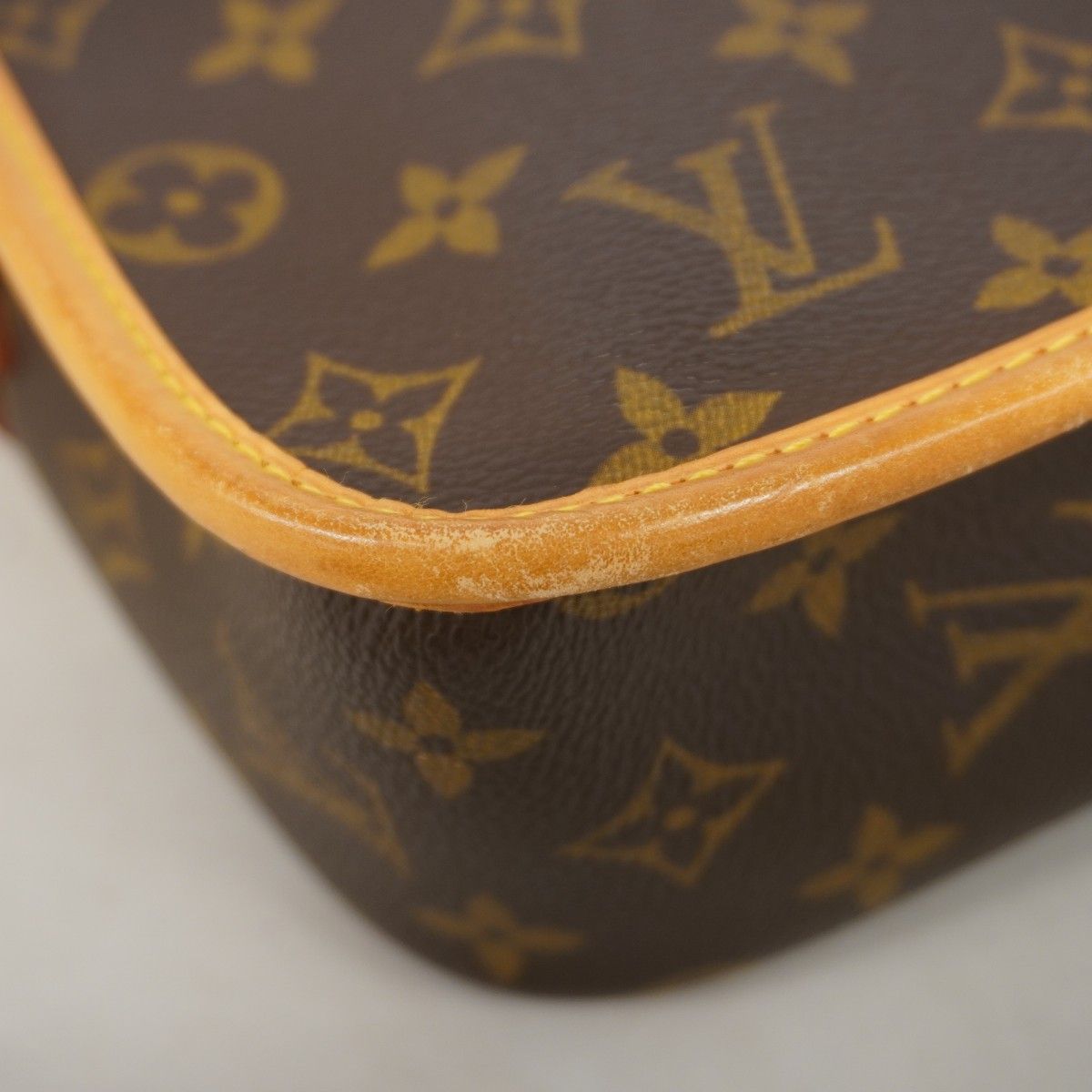 Louis Vuitton Shoulder Bag Monogram Sologne Brown — view 8