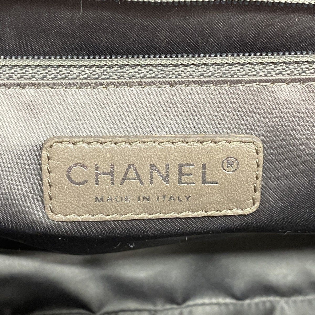 Chanel Chain Tote Quilted Caviar Leather Red Silver — view 5