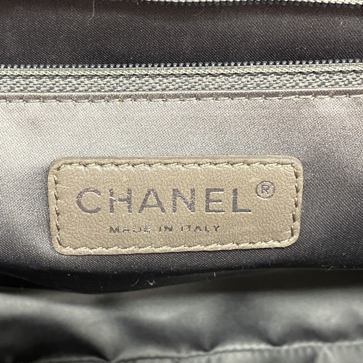 Chanel Chain Tote Quilted Caviar Leather Red Silver — view 5