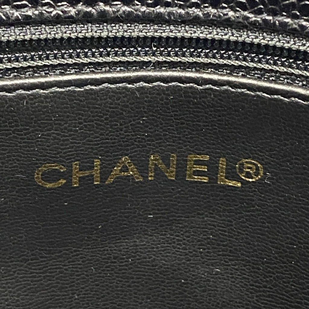 Chanel Shoulder Bag Quilted Caviar Leather Black Gold — view 5