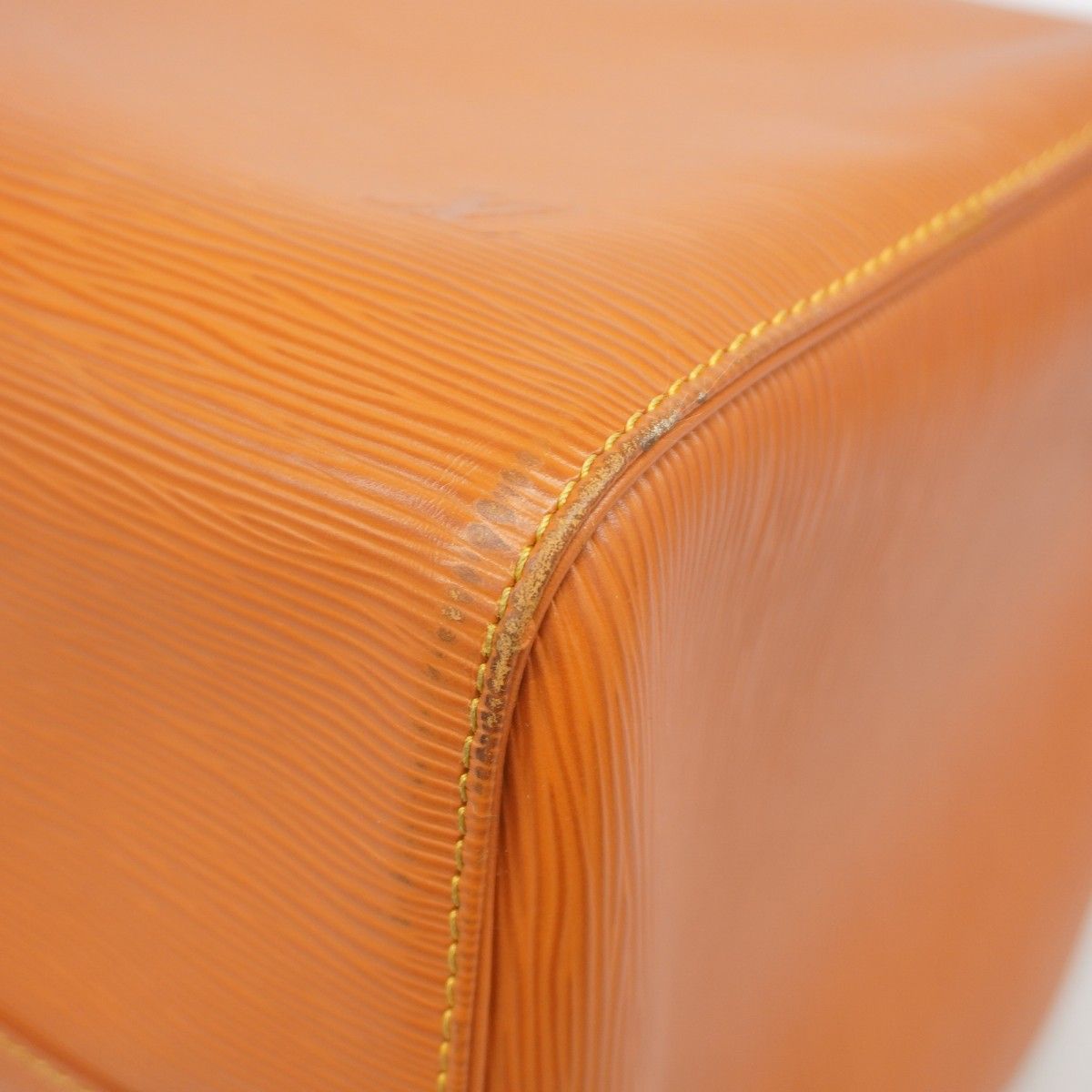 Louis Vuitton Boston Bag Epi Keepall 50 Cipango Gold — view 6