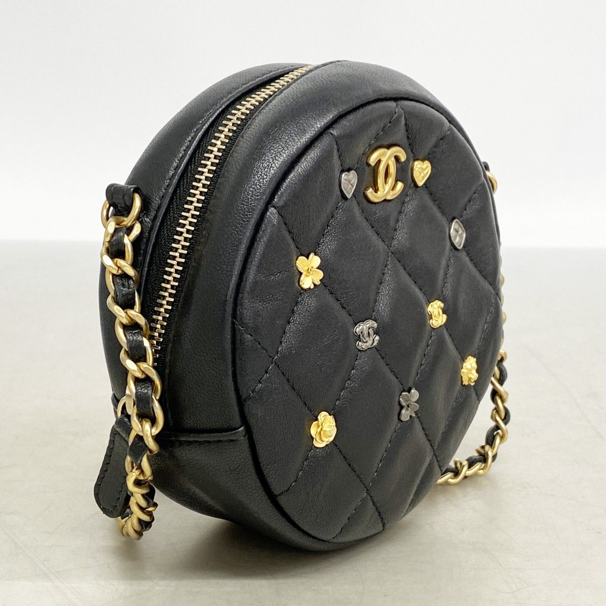 Chanel Shoulder Bag Quilted Lambskin Black Gold — view 2