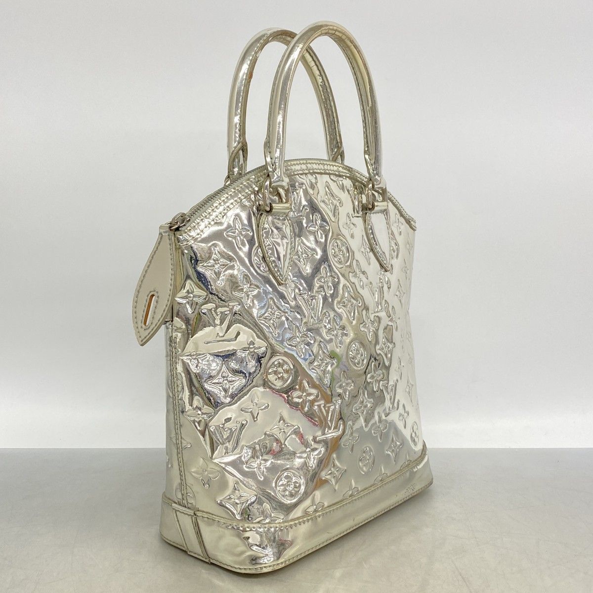 Louis Vuitton Handbag Monogram Miroir Lockit Argen — view 2