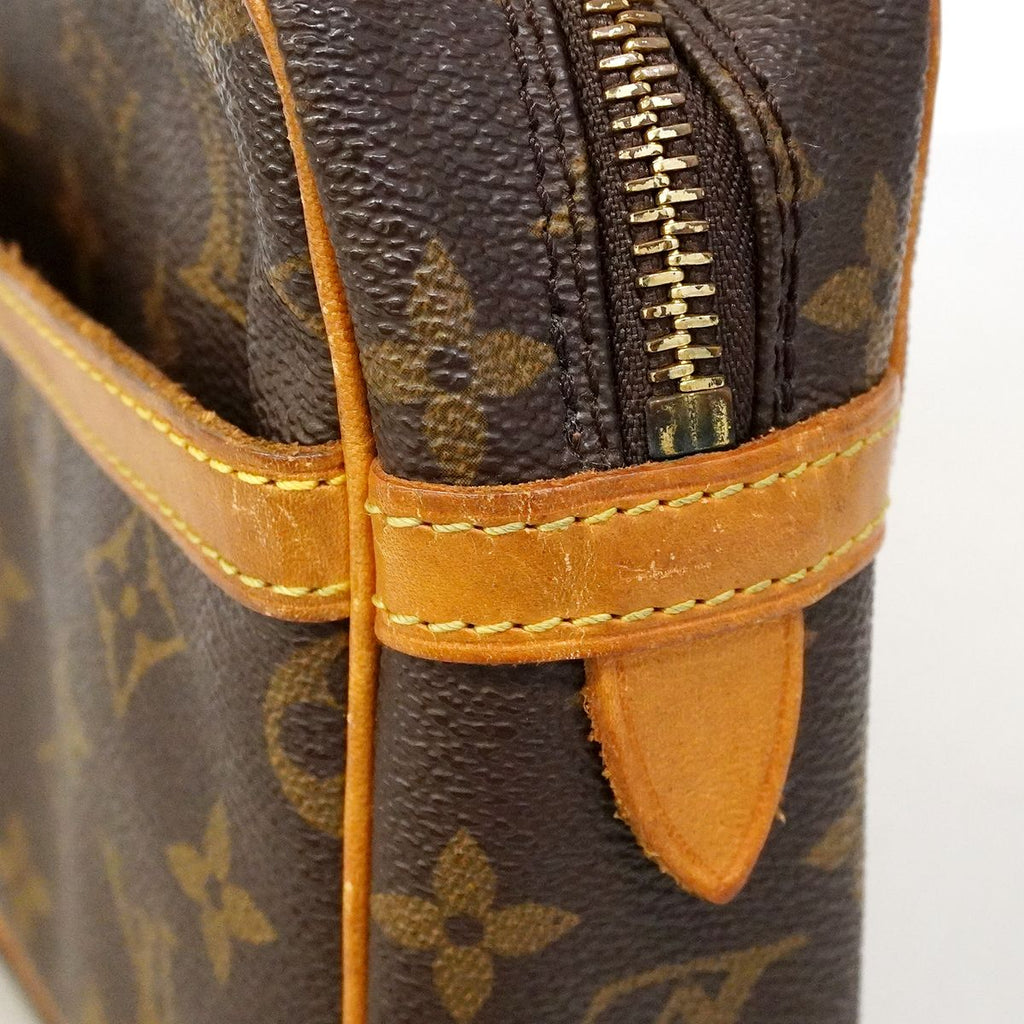 Louis Vuitton Clutch Monogram Compiegne 23 Brown — view 8