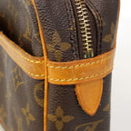 Louis Vuitton Clutch Monogram Compiegne 23 Brown — view 8