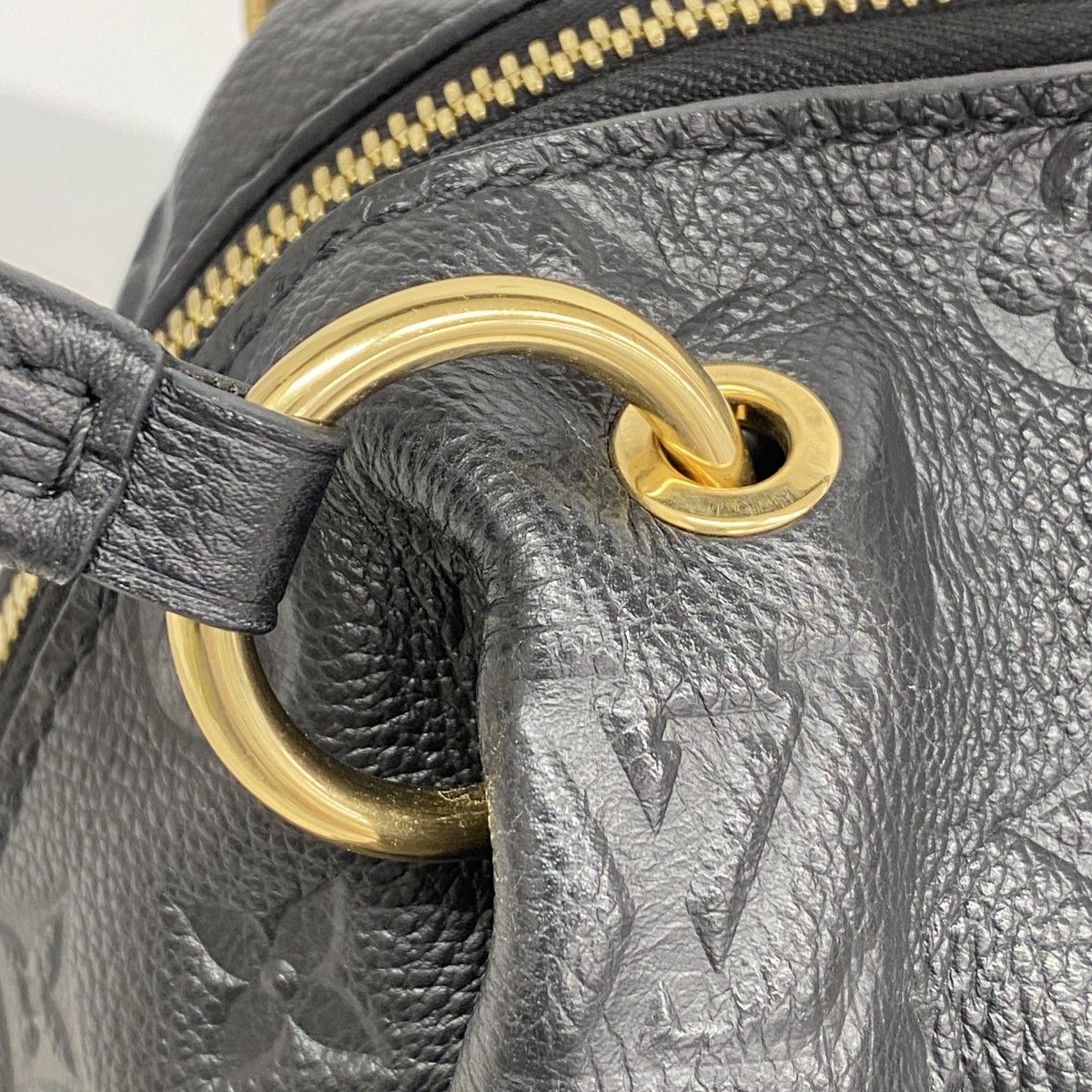 Louis Vuitton Tote Monogram Empreinte Pontu PM Noir — view 8