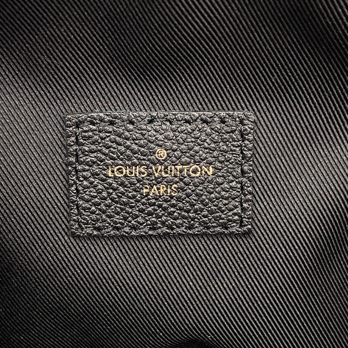 Louis Vuitton Tote Monogram Empreinte Pontu PM Noir — view 5