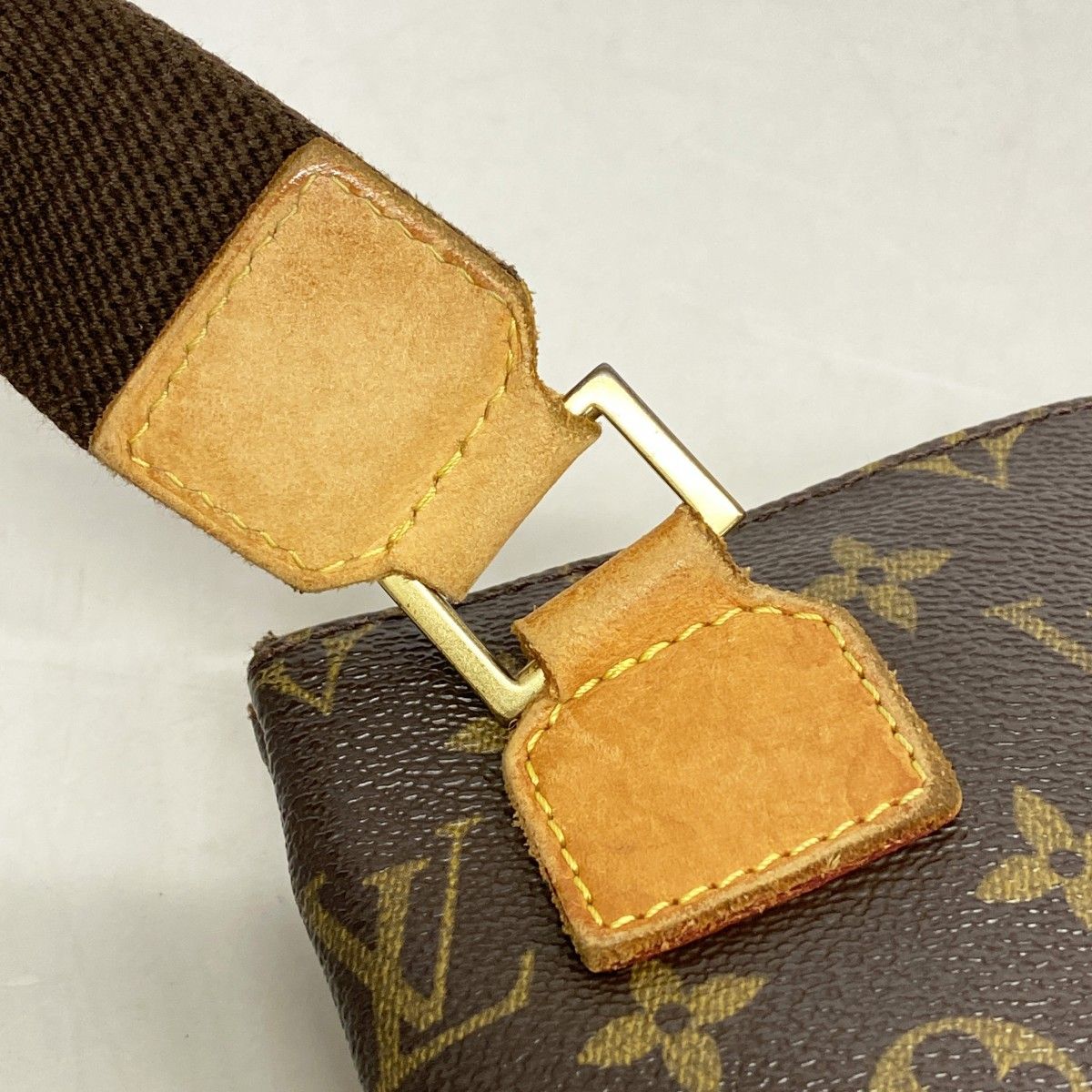 Louis Vuitton Shoulder Bag Monogram Pochette Bosford Brown — view 8