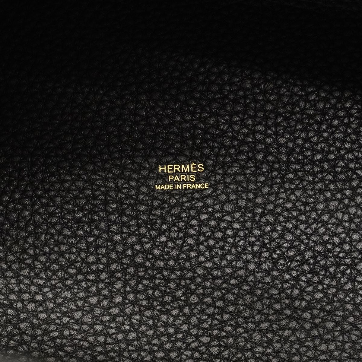 Hermes Handbag Picotin Lock MM Taurillon Clemence Black Gold — view 5