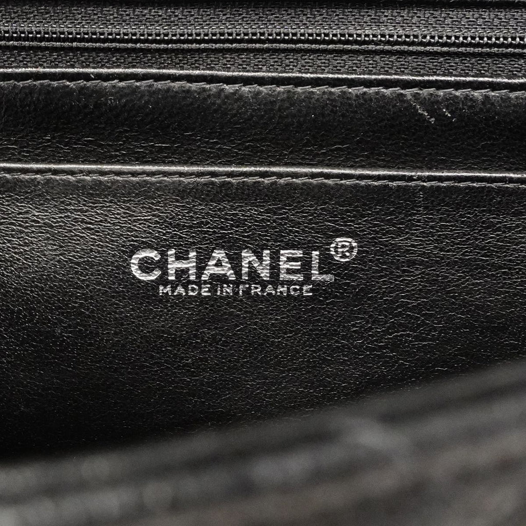 Chanel Shoulder Bag Maxi Quilted Caviar Leather Black Silver — view 5