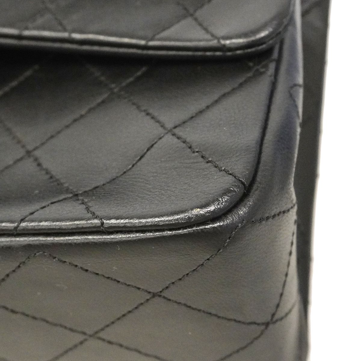 Chanel Shoulder Bag Quilted Lambskin Black Gold — view 5