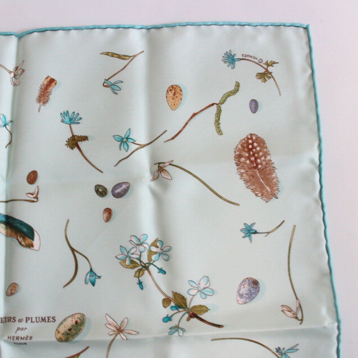 Hermes Carre 45 Scarf Gavroche Fleur Plume Silk 100% Blue Pawn — view 3