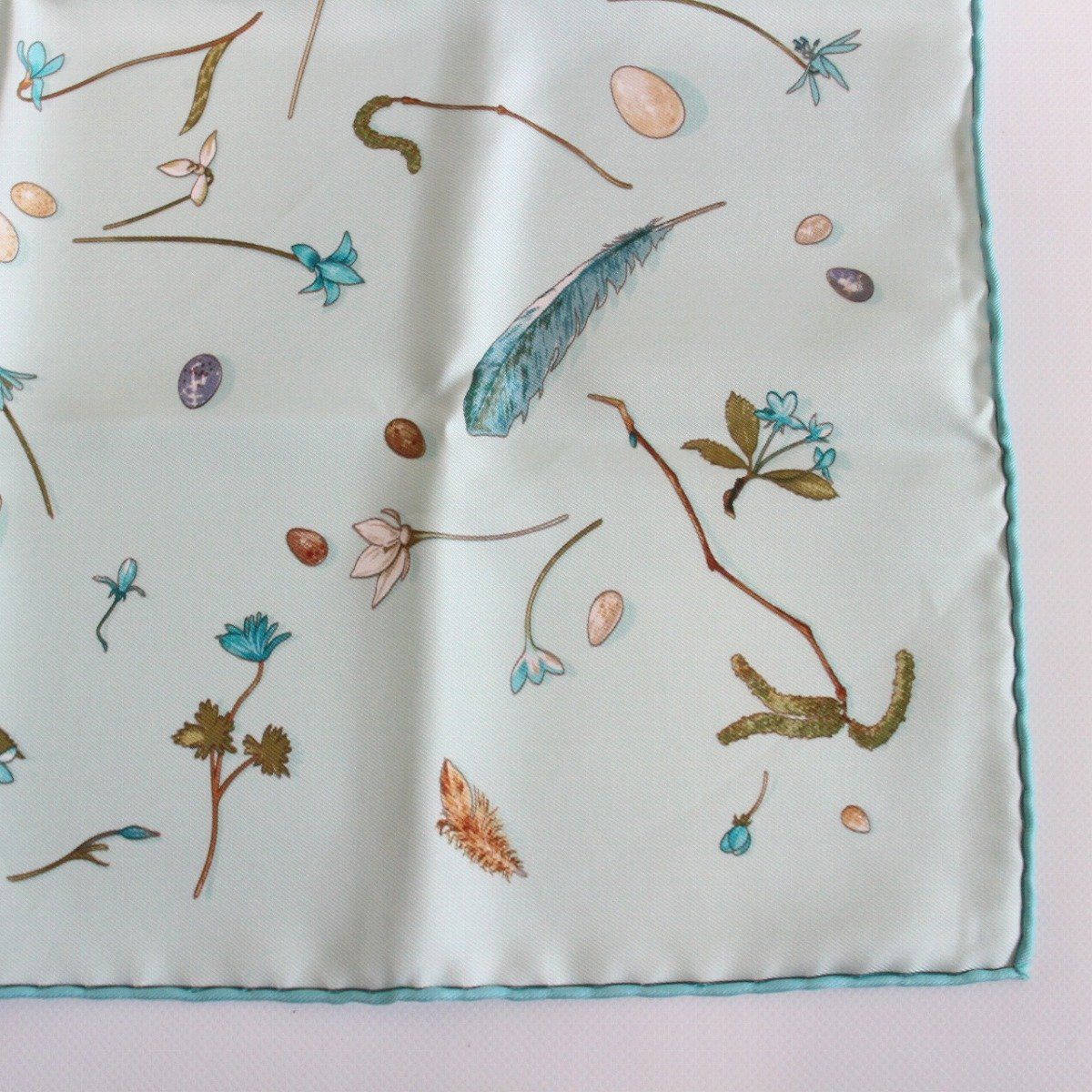 Hermes Carre 45 Scarf Gavroche Fleur Plume Silk 100% Blue Pawn — view 5