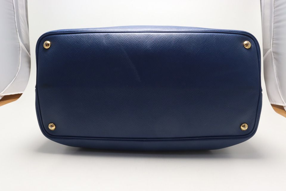 Prada Saffiano Tote Blue — view 3
