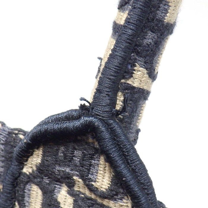Dior Tote Book Ecru White Oblique Embroidery — view 8