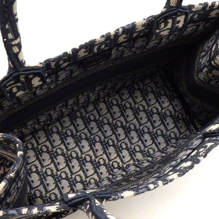 Dior Tote Book Ecru White Oblique Embroidery — view 5