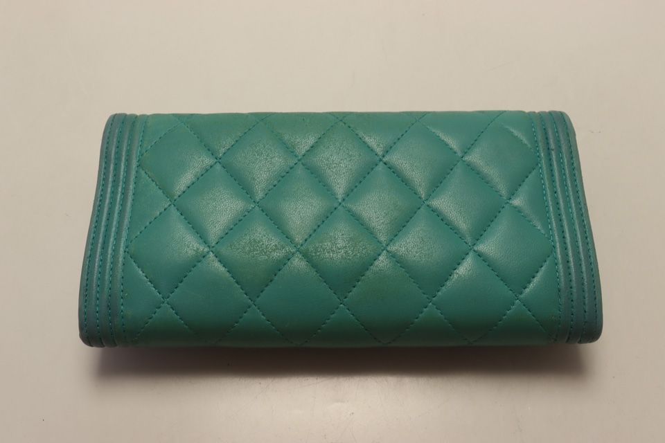 Chanel 28 Boy Lambskin Wallet — view 2