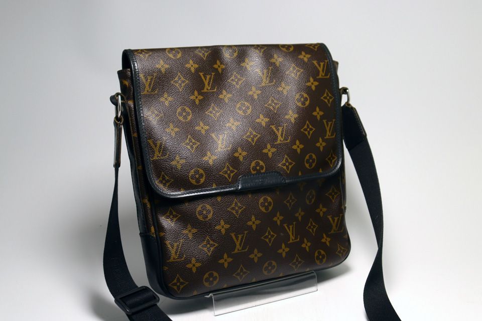 Louis Vuitton Monogram Macassar Bus MM Shoulder — view 4