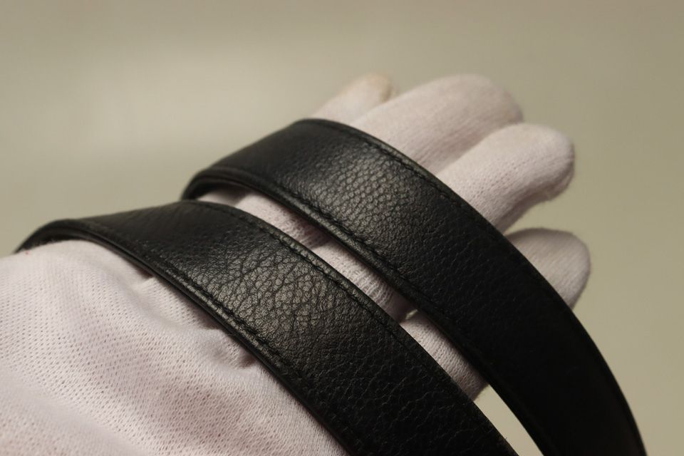 Chanel No 5 Caviar Leather Shoulder — view 6