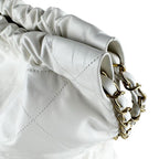 Chanel Shoulder Bag 22 — view 6