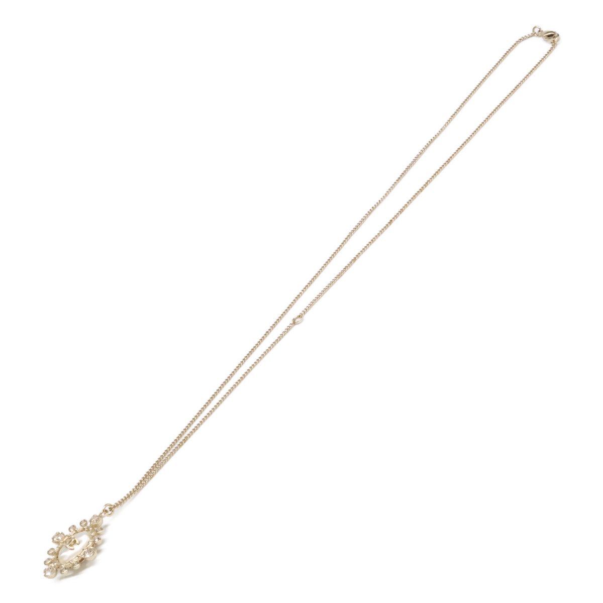 Chanel 19c CC Logo Pearl View Pendant — view 2