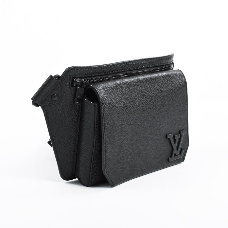 Louis Vuitton Belt Bag Takeoff Sling — view 2