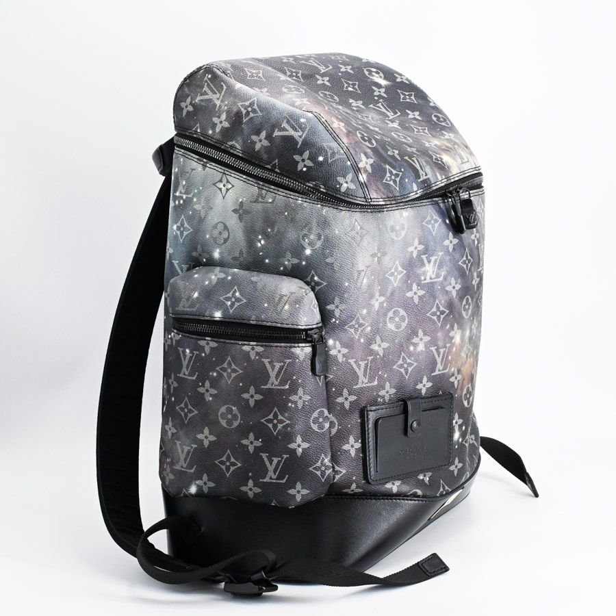 Louis Vuitton Backpack Alpha — view 2