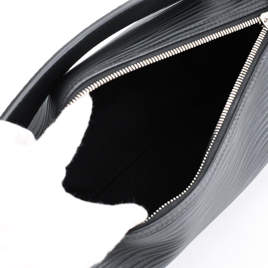 Louis Vuitton Shoulder Bag Soft Polochon PM — view 4