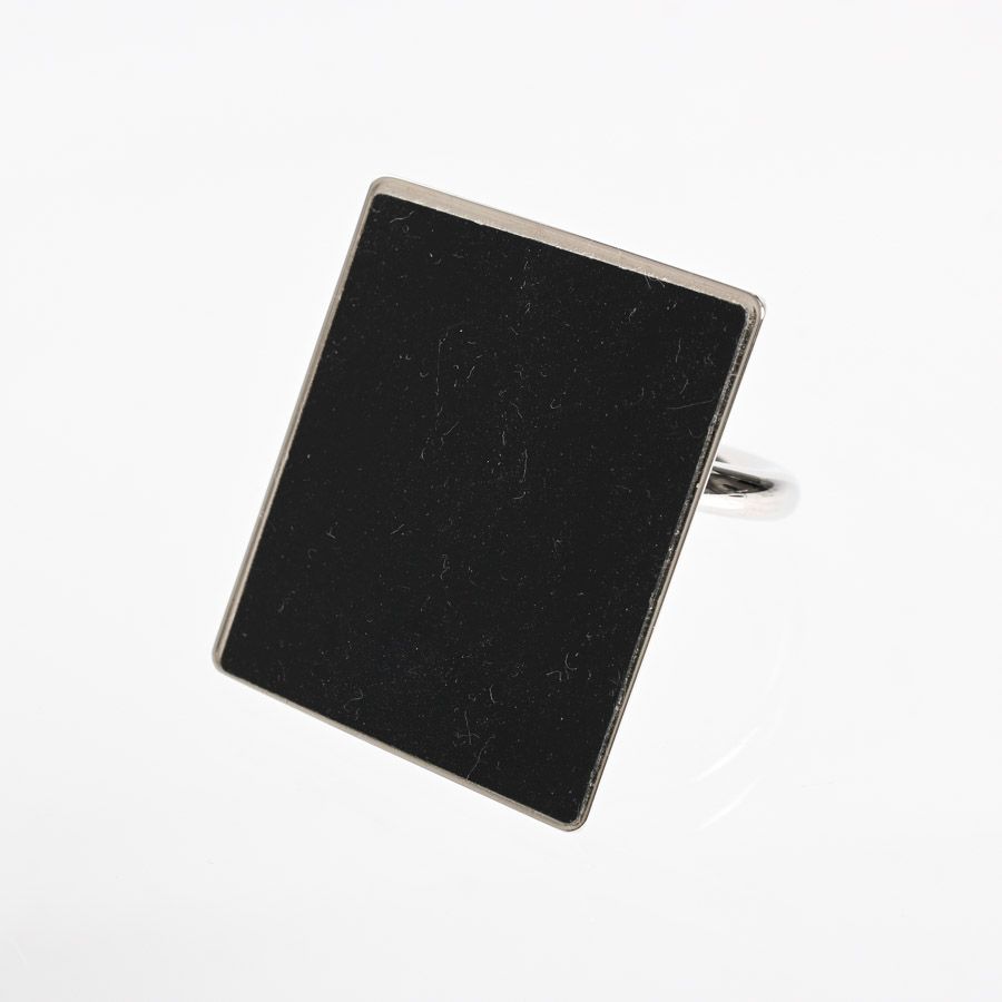 Louis Vuitton and Support Telephone Nanogram Messenger — view 3