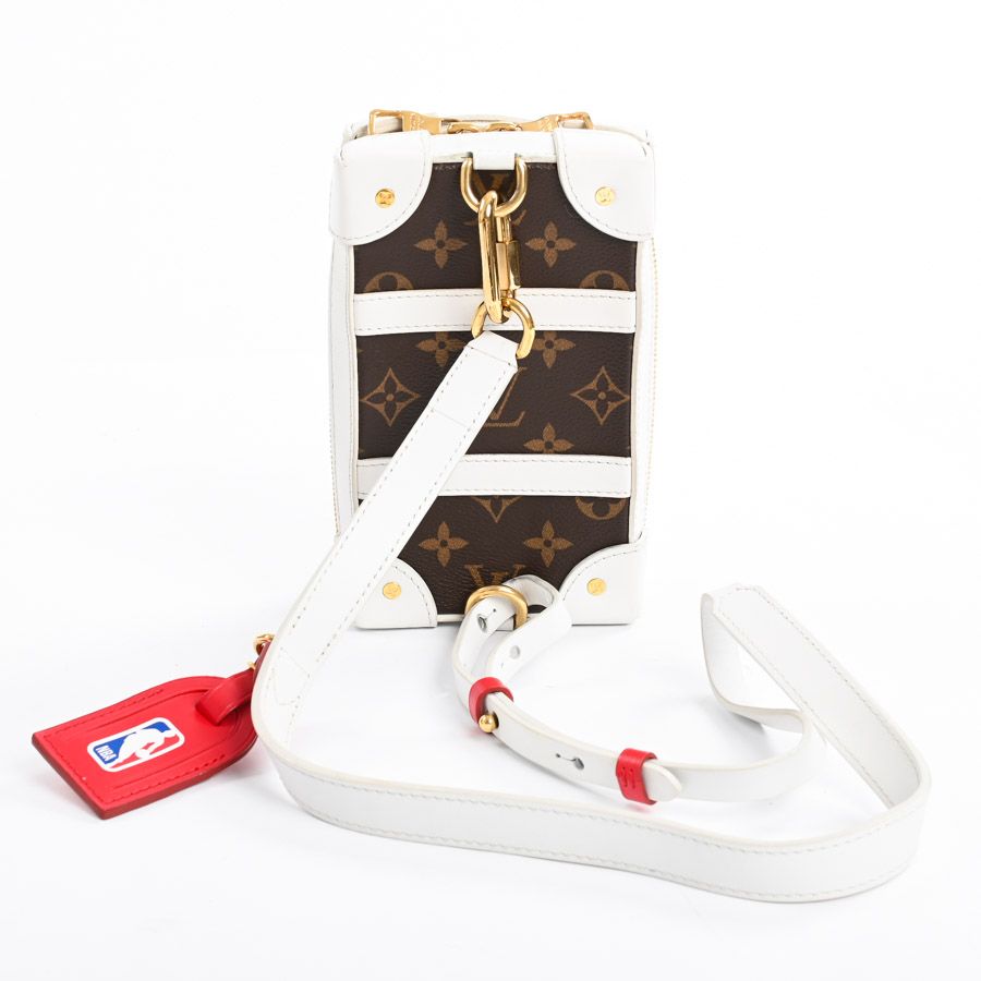 Louis Vuitton Belt Bag Soft Trunk Phone — view 3