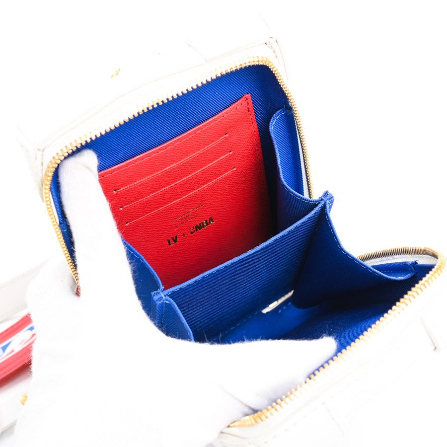 Louis Vuitton Belt Bag Soft Trunk Phone — view 4