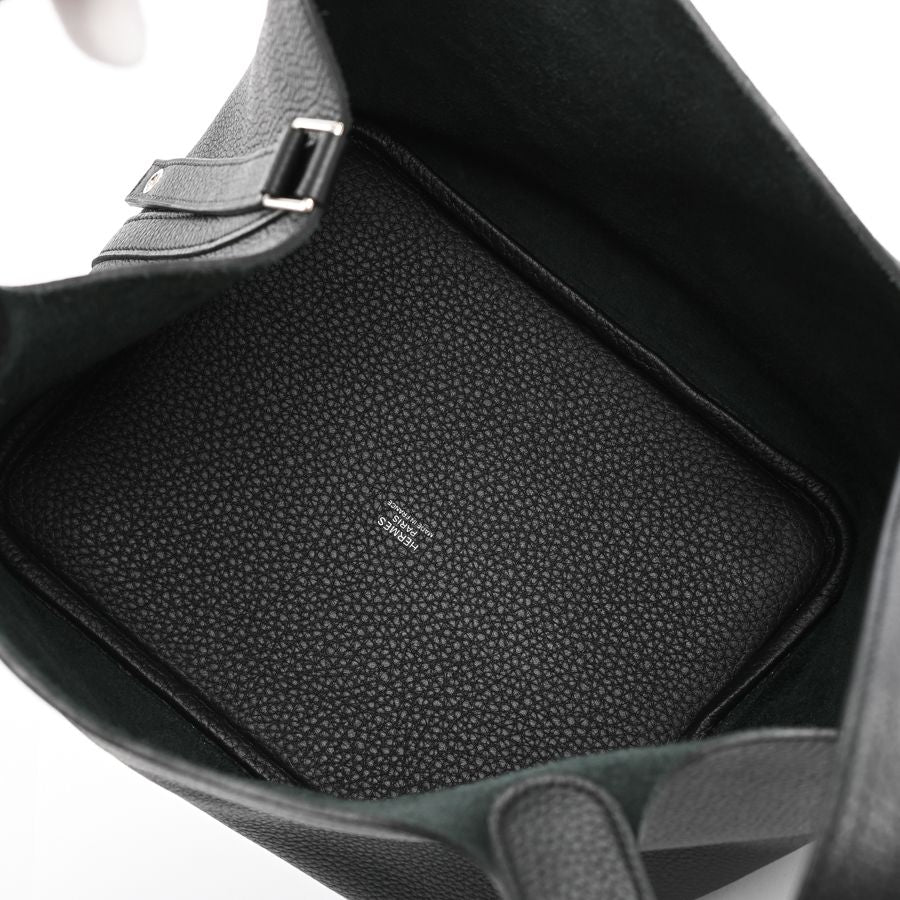 Hermes Handbag Picotin Lock MM — view 4