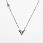 Louis Vuitton Necklace Essential — view 3