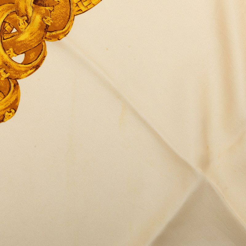 Chanel CC Logo Chain Pattern Scarf Ivory Silk — view 4
