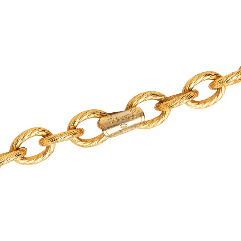 Chanel CC Logo Long Chain Pendant Gold Plated Bijou — view 4