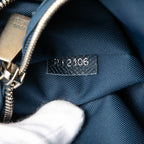 Louis Vuitton Taiga Porte Documents Business MM Bag Ocean Navy Leather — view 7